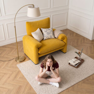 KADRIE Cove Lounge Chair
